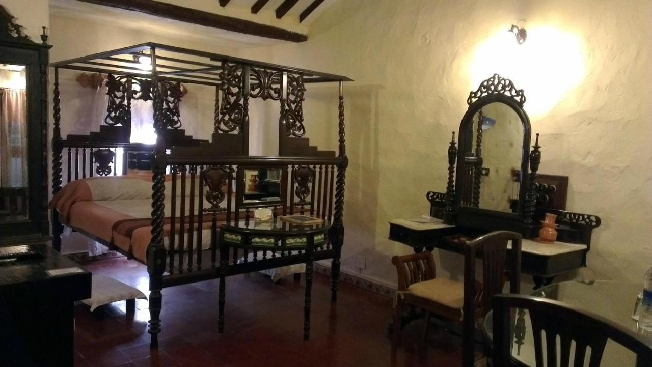 インデコ ホテルズ スワミマライ クンバコナム エクステリア 写真
